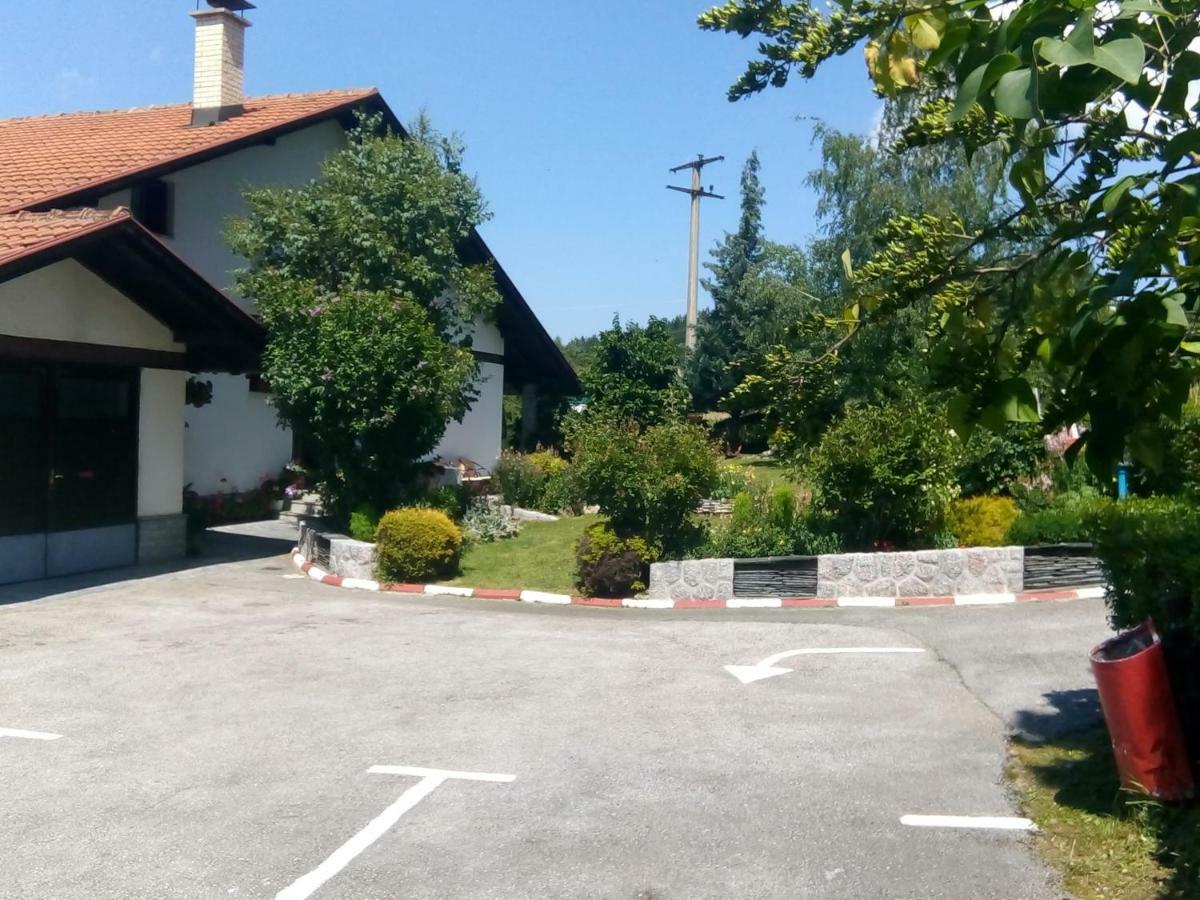 Apartmani Milić Sirogojno Zewnętrze zdjęcie